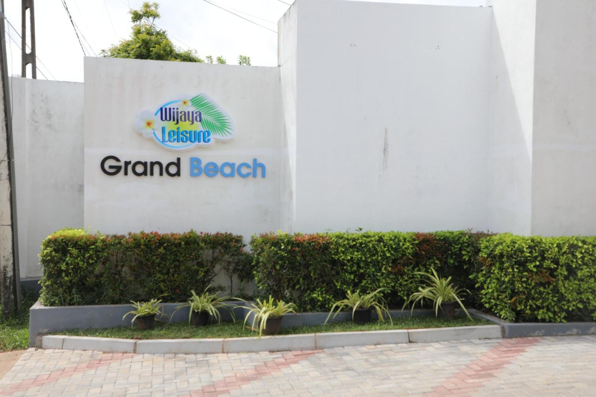 Grand Beach Wadduwa Kültér fotó