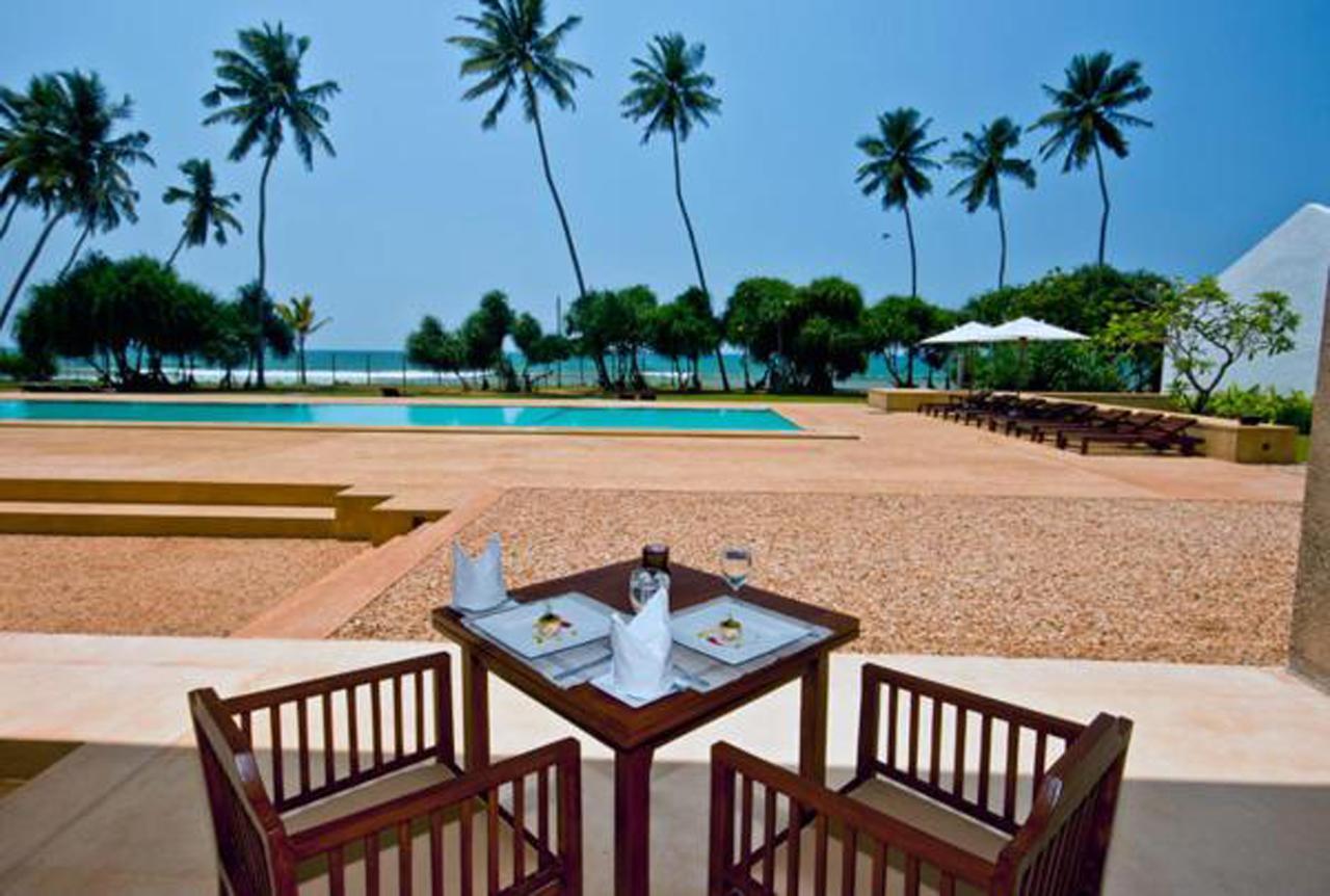 Grand Beach Wadduwa Kültér fotó